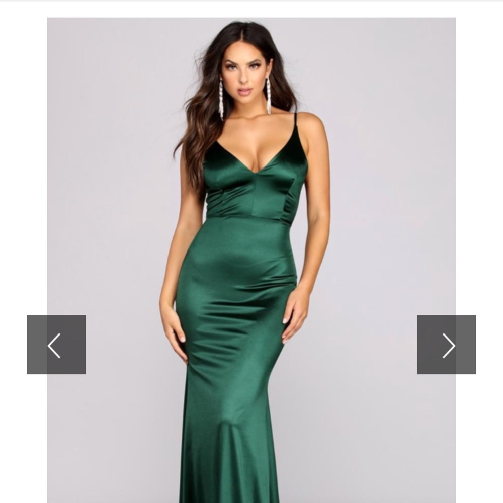 Windsor Satin Green gown NEW